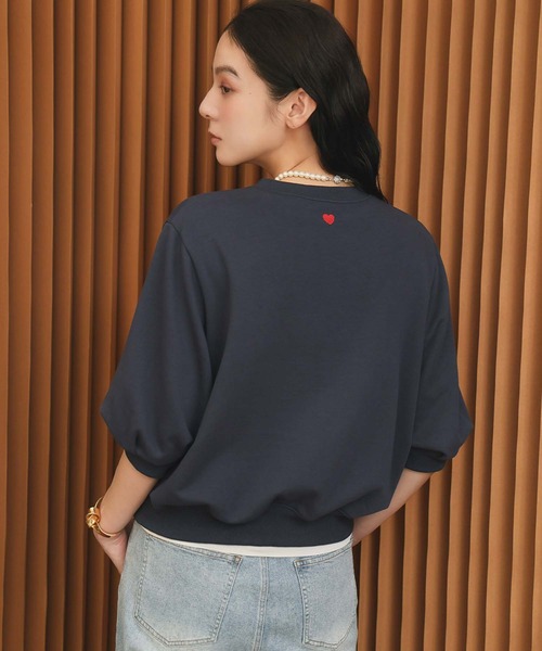 ELFRANK(エルフランク)の「ワンポイントハート刺繍 スウェット トレーナー プルオーバー【洗える】(スウェット・レディース・グレー/レッド/オフホワイト/グリーン/ホワイト系その他/レッド系その他/グリーン系その他/グレー系その他/ネイビー・FREE)」の8枚目の写真