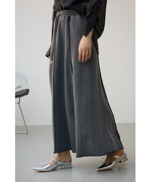 AZUL by moussy（アズールバイマウジー）の「ビンテージライク裏毛フレアスカート　春服　秋服　夏服　スウェットスカート　ロングスカート（スカート・レディース・杢グレー/ブラック・FREE）」の3枚目の写真