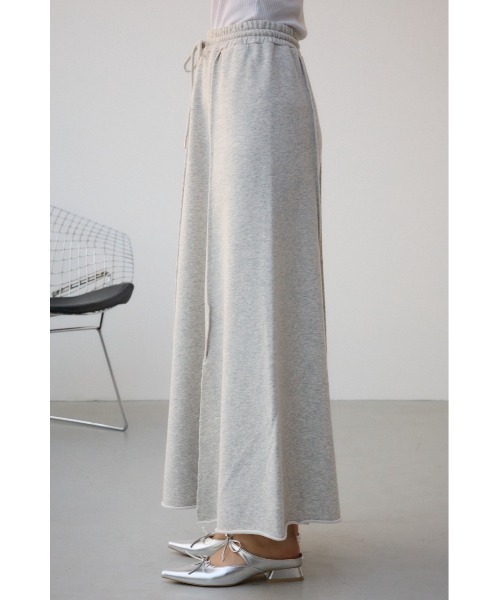 AZUL by moussy（アズールバイマウジー）の「ビンテージライク裏毛フレアスカート　春服　秋服　夏服　スウェットスカート　ロングスカート（スカート・レディース・杢グレー/ブラック・FREE）」の18枚目の写真