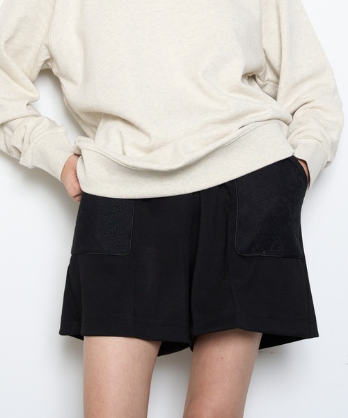 Muel Chic(ミュエルシック)の「Lizy lace short pants リジーレースショートパンツ(その他パンツ・レディース・ホワイト/ブラック/グレー系・FREE)」の2枚目の写真