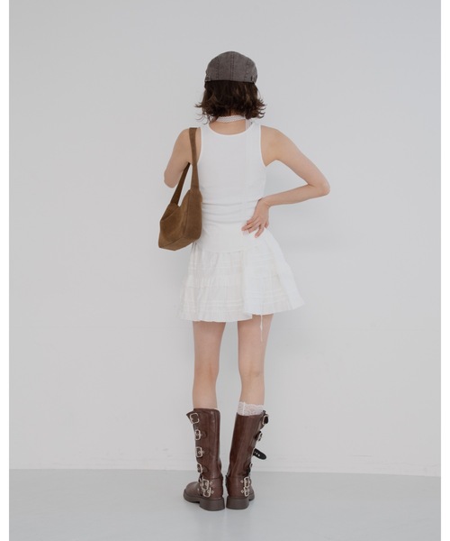 jumelle（ジュメロ）の「emblem rib tank（タンクトップ・レディース・ベージュ/ホワイト/チャコール・FREE）」の8枚目の写真