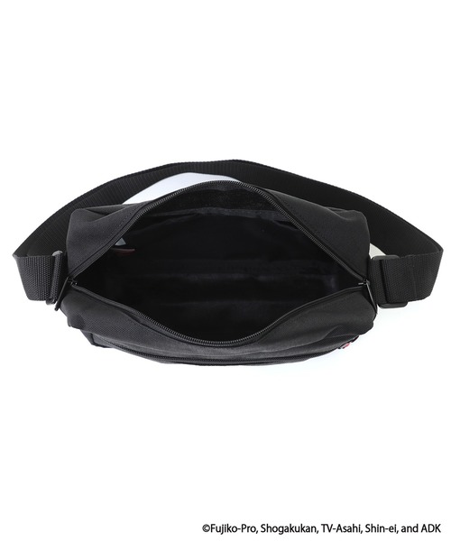 Manhattan Portage（マンハッタンポーテージ）の「THE SPRINTER（LG）VER 2 DORAEMON 25（ショルダーバッグ・メンズ・ブラック・SMALL）」の6枚目の写真