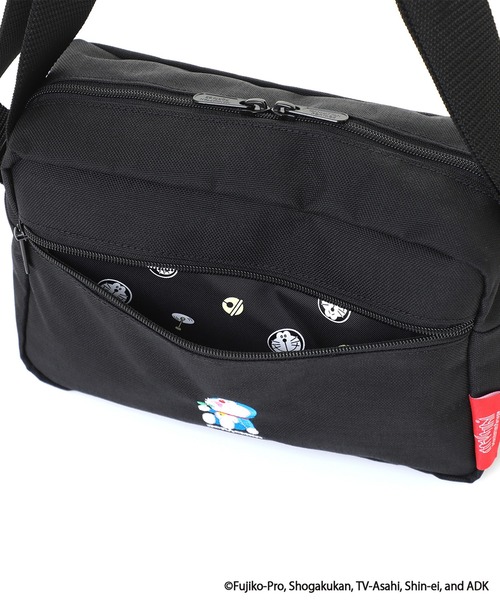 Manhattan Portage（マンハッタンポーテージ）の「THE SPRINTER（LG）VER 2 DORAEMON 25（ショルダーバッグ・メンズ・ブラック・SMALL）」の7枚目の写真