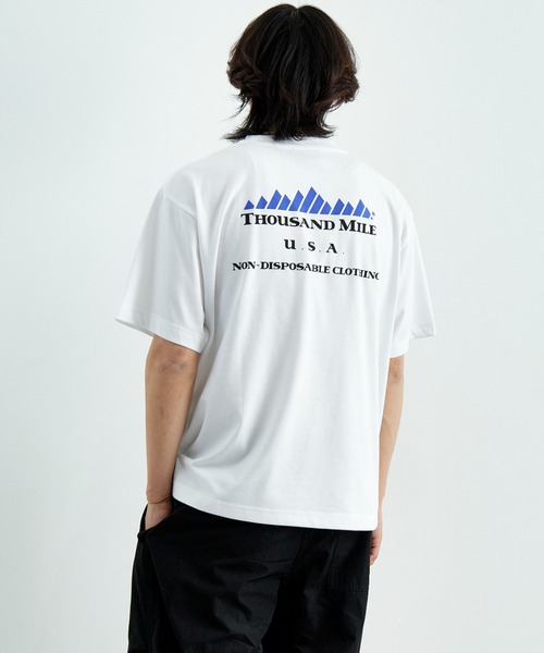 THOUSAND MILE（サウザンドマイル）の「[THOUSAND MILE/サウザンドマイル] ブランドロゴ バックプリント ショートスリーブTシャツ（Tシャツ/カットソー・レディース・ブラック/ホワイト・M/L）」の22枚目の写真