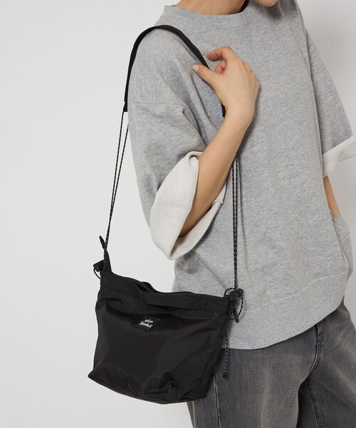 MCM ブラック ショルダーバッグ MM6 MAISON MARGIELA エムエムシックス メゾン マルジェラ