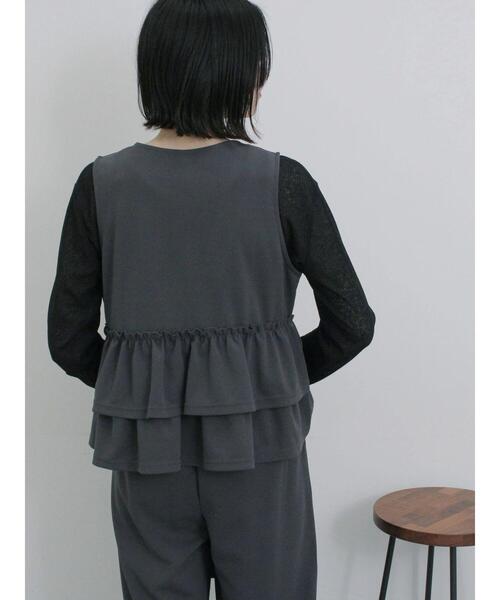 Samansa Mos2 blue（サマンサモスモスブルー）の「ペプラムベスト(セットアップ可)（ベスト・レディース・ベージュ/チャコールグレー/カーキ/ライトベージュ・F）」の8枚目の写真