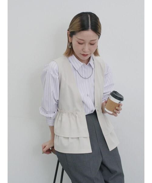 Samansa Mos2 blue（サマンサモスモスブルー）の「ペプラムベスト(セットアップ可)（ベスト・レディース・ベージュ/チャコールグレー/カーキ/ライトベージュ・F）」の14枚目の写真