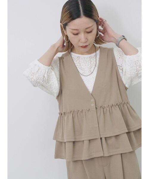 Samansa Mos2 blue（サマンサモスモスブルー）の「ペプラムベスト(セットアップ可)（ベスト・レディース・ベージュ/チャコールグレー/カーキ/ライトベージュ・F）」の21枚目の写真