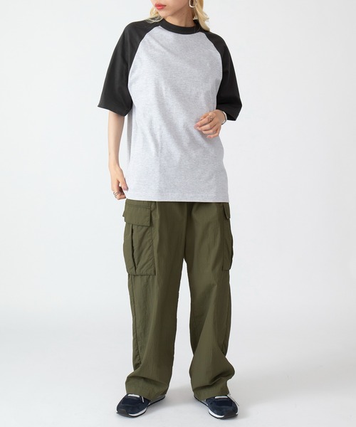 United Athle(ユナイテッドアスレ)の「【United Athle】5.6オンス ラグランTシャツ ビッグシルエット 半袖 5041(Tシャツ/カットソー・レディース・ライトグレー系3/ライトグレー系1/ホワイト×ブラック/アイボリー系2/ホワイト×パープル/アイボリー系1/ライトグレー系2・S)」の13枚目の写真