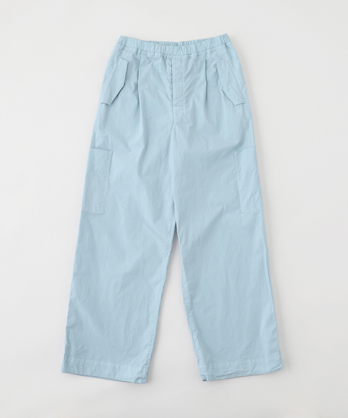 CALMER（カルメール）の「CALMER (カルメール) 別注 ナチュラルダイ パンツ（スラックス・メンズ・グレー/サックスブルー・LARGE/MEDIUM）」の2枚目の写真
