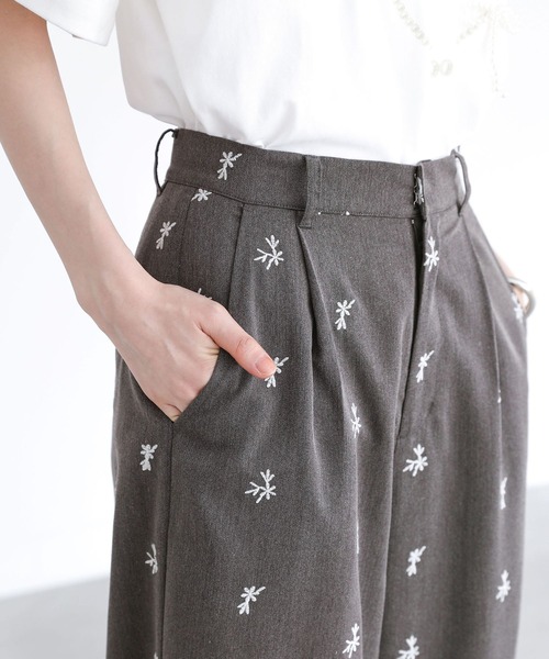 未使用　BODE　22aw　刺繍　花　花柄　スラックス　パンツ　ボーディ lsbtss24-296.jpg