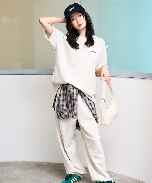 SAILORS ラグランスリーブ スウェット　ショッパー付き未開封新品 SAILORS ラグランスリーブ スウェット ショッパー付き未開封新品