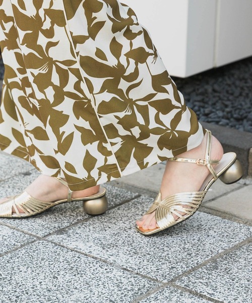 SENSE OF PLACE by URBAN RESEARCH（センスオブプレイスバイアーバンリサーチ）の「メタリックサンダル（サンダル・レディース・シルバー/ゴールド・SMALL/MEDIUM/LARGE）」の5枚目の写真