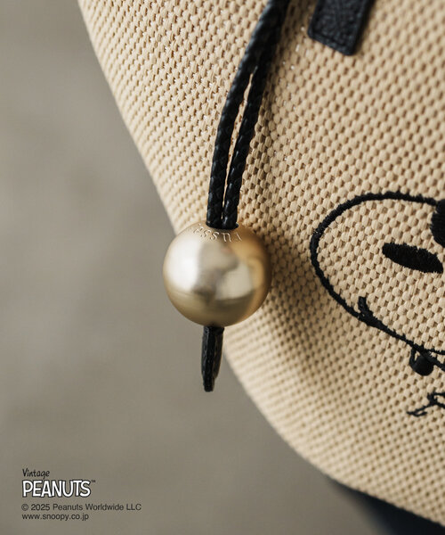 russet(ラシット)の「【再値下げ】《PEANUTS×russetコラボ》カゴトートバッグ小(トートバッグ・レディース・アイボリー/ブラック・FREE)」の9枚目の写真