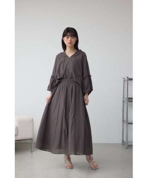 AZUL by moussy(アズールバイマウジー)の「コットンボイルフレアスカート 春服 秋服 夏服 無地 ロングスカート ウエストゴム(スカート・レディース・チャコールグレー/アイボリー/ピンク・FREE)」の15枚目の写真