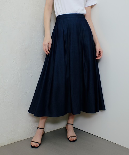 allureville（アルアバイル）の「マットタフタアンイーブンタックスカート（スカート・レディース・ブラック/ライトベージュ/インディゴブルー・1/2）」の9枚目の写真