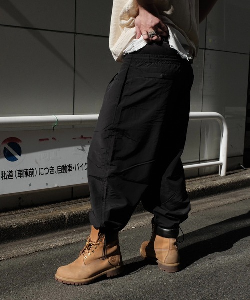 BURLAP OUTFITTER（バーラップアウトフィッター）の「BURLAP OUTFITTER / バーラップアウトフィッター 3/4 TRACK PANTS（その他パンツ・メンズ・チャコール/グレー/ブラック・LARGE/MEDIUM）」の4枚目の写真