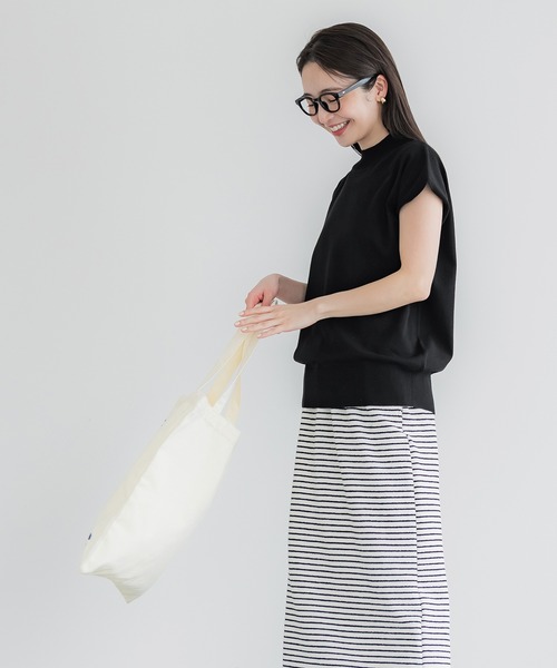 coca(coca)(コカ)の「【WEB限定セール】シャリ感レーヨンハイネックフレンチスリーブニット(ニット/セーター・レディース・イエロー/その他1/ブラック/アイボリー・S/M/L)」の10枚目の写真