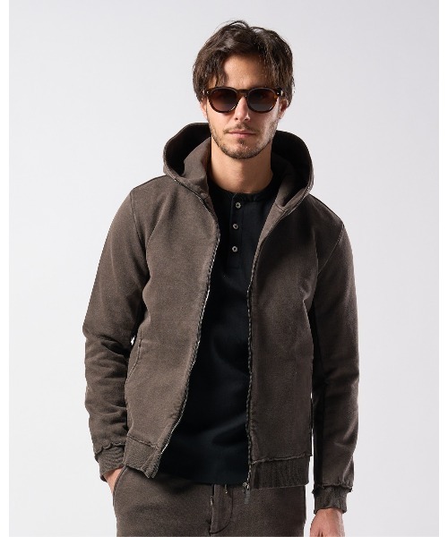 wjk(ダヴルジェイケイ)の「basic zip-up parka(piece-dyed)(パーカー・メンズ・ダークブラウン/ダークグレー・SMALL/MEDIUM/LARGE/X-LARGE)」の3枚目の写真