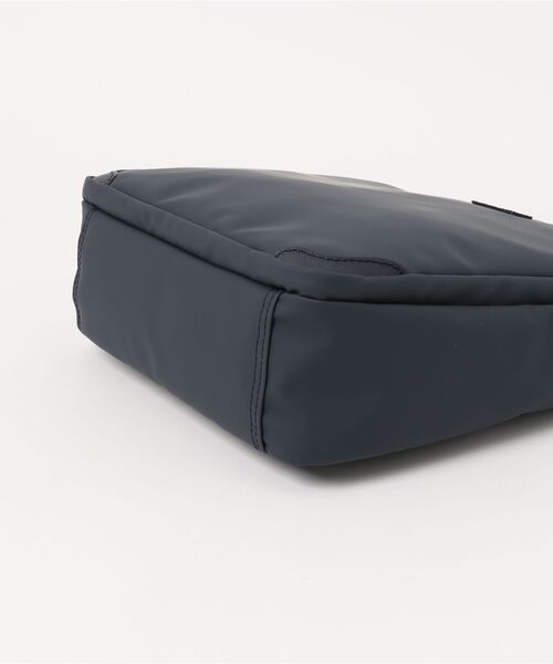 MACKINTOSH PHILOSOPHY(マッキントッシュ フィロソフィー)の「ショルダーバッグ バルヴエニーLTD3 6L 68753(ショルダーバッグ・メンズ・ネイビー・FREE)」の3枚目の写真