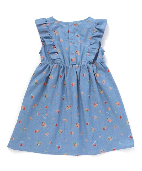 SLAP SLIP（スラップスリップ）の「【お揃い】デニムチェックイチゴ×お花プリントスモッキングワンピース(80~130cm)（ワンピース・キッズ・ブルー系その他/ホワイト系その他・100cm/120cm/130cm/80ｃｍ/90cm/110cm）」の7枚目の写真