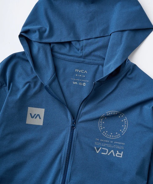 RVCA(ルーカ)の「RVCA メンズ VA MARK REFLECTIVE SFHD 長袖サーフTシャツ 【2025年夏モデル】/ルーカ水陸両用速乾UVケアロゴジップアップパーカーラッシュガード(水着)(ラッシュガード・メンズ・ブラック/グリーン系その他/ブルー系その他・LARGE/MEDIUM/SMALL/X-LARGE)」の18枚目の写真