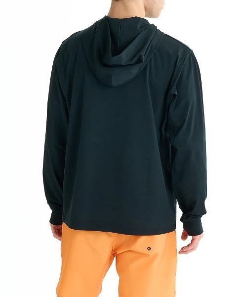 RVCA(ルーカ)の「RVCA メンズ VA MARK REFLECTIVE SFHD 長袖サーフTシャツ 【2025年夏モデル】/ルーカ水陸両用速乾UVケアロゴジップアップパーカーラッシュガード(水着)(ラッシュガード・メンズ・ブラック/グリーン系その他/ブルー系その他・LARGE/MEDIUM/SMALL/X-LARGE)」の8枚目の写真