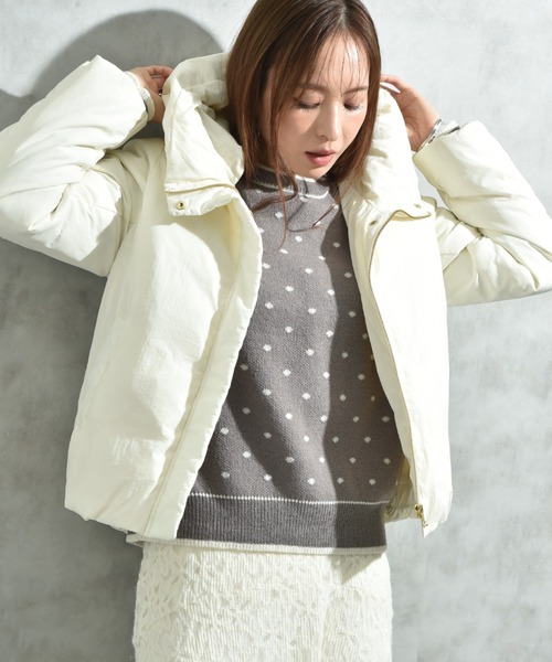 INTERPLANET(インタープラネット)の「ナイロンマイクロタフタダウンショートコート(ダウンジャケット/コート・レディース・グレイッシュベージュ/ブラック/オフホワイト・FREE)」の11枚目の写真