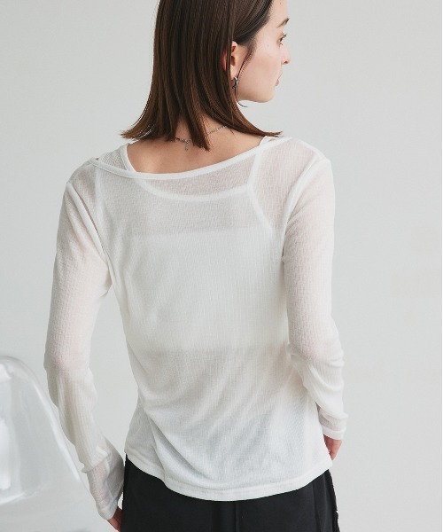 ad thie(アドティエ)の「レイヤードデザイン シアーカットソー(Tシャツ/カットソー・レディース・杢グレー/オフホワイト/ブラック・FREE)」の4枚目の写真