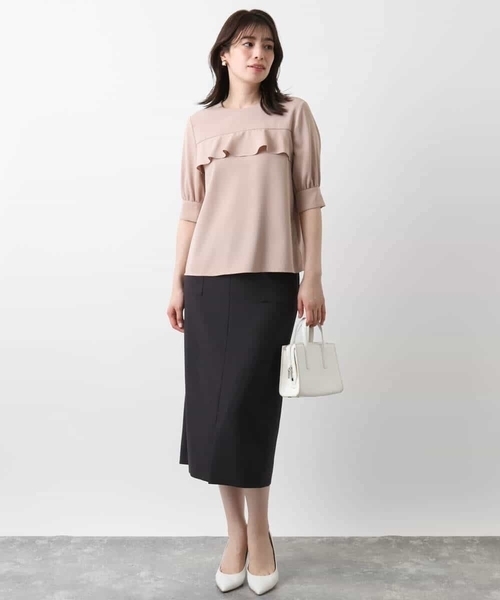 OFUON le MK（オフオンルエムケー）の「リネンライクタイトスカート/洗える（スカート・レディース・ライトベージュ/ブラウン・36/38/40）」の9枚目の写真