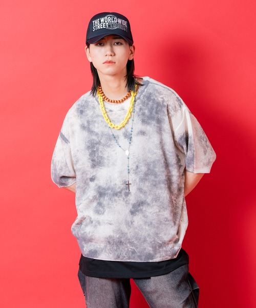 a.p.o.v.(エーピーオービー)の「a.p.o.v. ダートスプレープリントオーバーサイズニットTシャツ(Tシャツ/カットソー・メンズ・ブラック/ピンク/グリーン/ブルー・ONESIZE)」の1枚目の写真