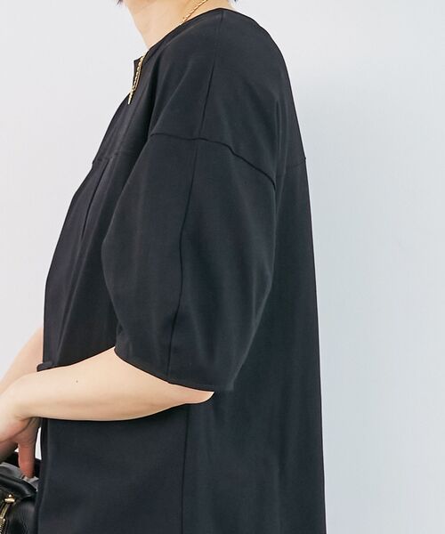 le.coeur blanc（ルクールブラン）の「《手洗い可能》フロントツイストTシャツ（Tシャツ/カットソー・レディース・オフホワイト/ライトグリーン/ブラック・38）」の8枚目の写真