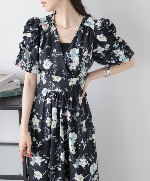 AMELY（エミリー）の「フラワープリント カシュクールワンピース（ワンピース・レディース・ブラック/オフホワイト・フリー）」の17枚目の写真