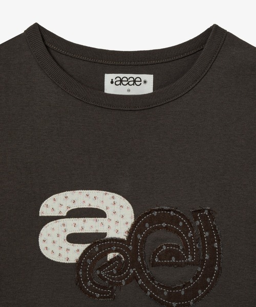 aeae（エーイーエーイー）の「APPLIQUE LOGO TEE（Tシャツ/カットソー・レディース・ホワイト/グレー/ホワイト系その他/ダークブラウン・FREE）」の14枚目の写真