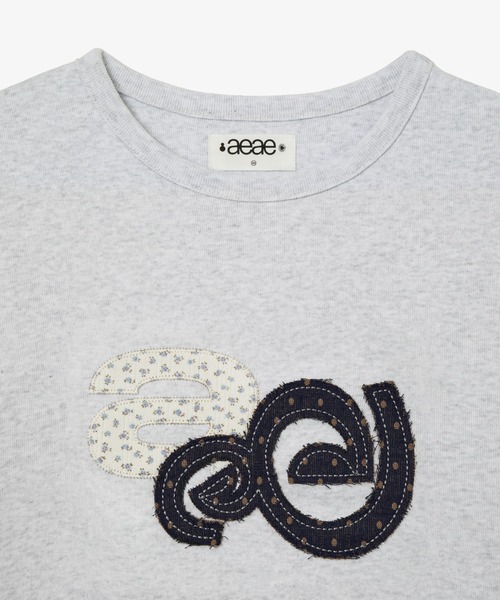aeae（エーイーエーイー）の「APPLIQUE LOGO TEE（Tシャツ/カットソー・レディース・ホワイト/グレー/ホワイト系その他/ダークブラウン・FREE）」の18枚目の写真