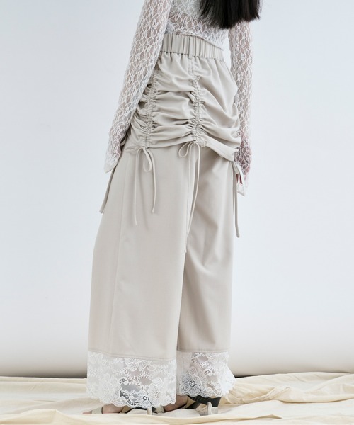 Ezick（エジック）の「drawstring skirt set  レースドッキングパンツ（スラックス・レディース・ブラック/アイボリー・FREE）」の4枚目の写真