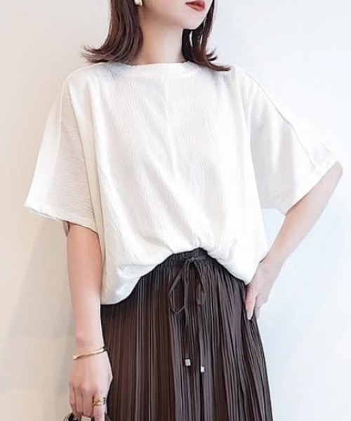 ikka(イッカ)の「【プチプラ1990円(税抜)】ジャガードドルマン裾タックプルオーバー(Tシャツ/カットソー・レディース・ライトベージュ/オレンジ/モカ/ブラック・S/M/L)」の4枚目の写真