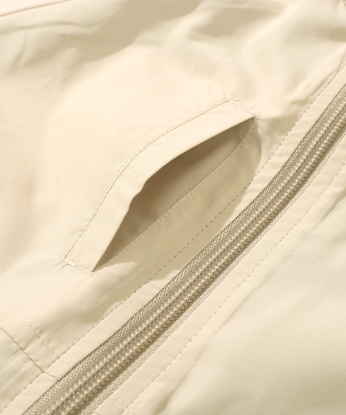 KRIFF MAYER Kid's Collection（クリフメイヤーキッズコレクション）の「【フードがしまえる・撥水・防汚】マイニチシャカジャケ（ナイロンジャケット・キッズ・ネイビー/ベージュ/チャコール/サックスブルー・120/130/140/160/170/150）」の19枚目の写真