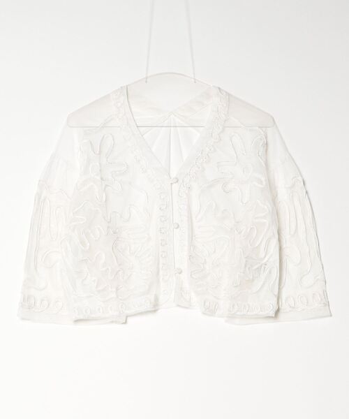 ROSE BUD(ローズバッド)の「EMBROIDARY SHIRT(シャツ/ブラウス・レディース・ホワイト/ブラウン・ONE SIZE)」の16枚目の写真