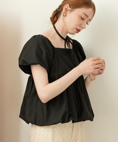 hinari（ヒナリ）の「リボン付きパフブラウス（シャツ/ブラウス）」 - WEAR