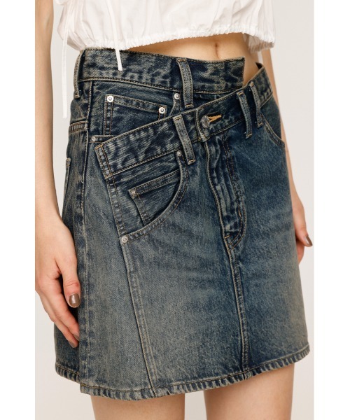 SLY（スライ）の「J/W SWITCHING S/SK ジャストウエスト スイッチング ショートスカート 秋服（デニムスカート・レディース・ブルー/ダークブルー・0/1）」の9枚目の写真