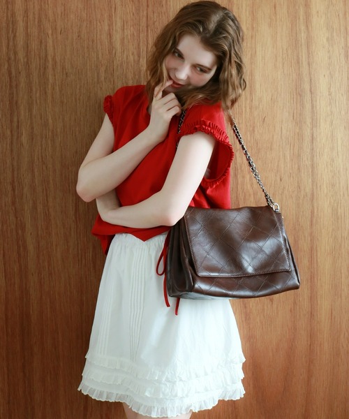 mic by Olu.(ミックバイオルドット)の「< ZOZOTOWN限定 >キルティングチェーンバッグ(ショルダーバッグ・レディース・キャメル/モカ/オフホワイト・FREE)」の7枚目の写真