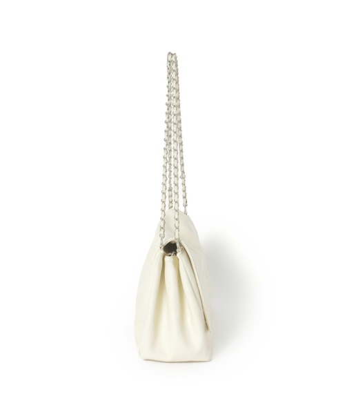 mic by Olu.(ミックバイオルドット)の「< ZOZOTOWN限定 >キルティングチェーンバッグ(ショルダーバッグ・レディース・キャメル/モカ/オフホワイト・FREE)」の19枚目の写真