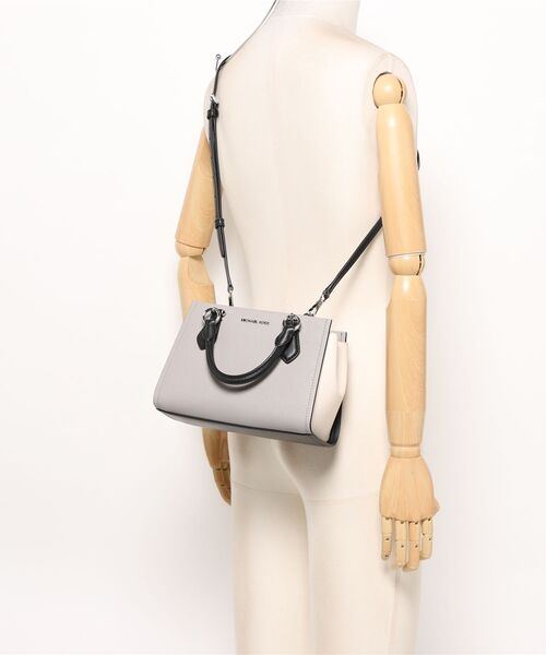 MICHAEL KORS(マイケルコース)の「MARILYN SM MSGR クロスボディ(ショルダーバッグ・レディース・グレー系その他・FREE)」の5枚目の写真