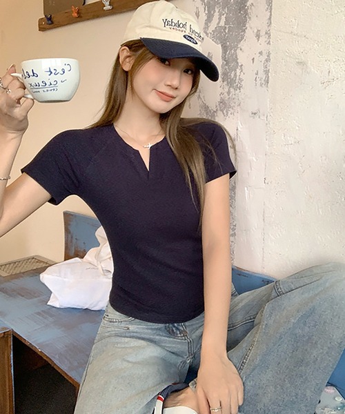 Doula Doula(ドゥーラドゥーラ)の「キーネックラグランTシャツ(Tシャツ/カットソー・レディース・ホワイト/ネイビー/ブルー/イエロー・M/S/L)」の17枚目の写真