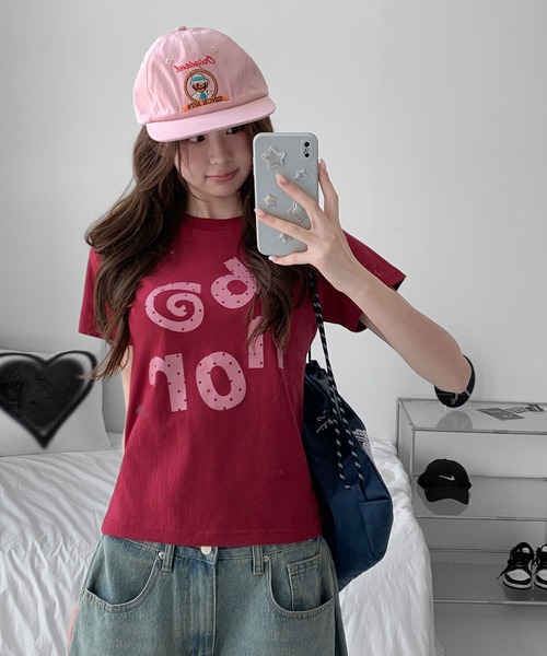 UNE MANSION(ユヌマンション)の「ユニークロゴクロップドバイカラードットパターン半袖Tシャツ(Tシャツ/カットソー・レディース・ブラック/ワイン/ホワイト・FREE)」の3枚目の写真
