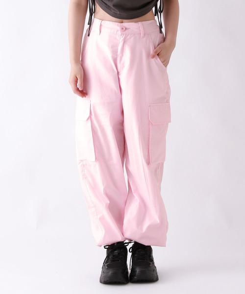 repipi armario（レピピ アルマリオ）の「エステルコットンカーゴパンツ（カーゴパンツ・キッズ・ホワイト/ピンク/ブラック・LARGE/MEDIUM/SMALL）」の3枚目の写真