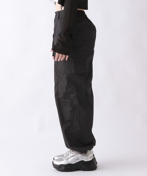 repipi armario（レピピ アルマリオ）の「エステルコットンカーゴパンツ（カーゴパンツ・キッズ・ホワイト/ピンク/ブラック・LARGE/MEDIUM/SMALL）」の11枚目の写真