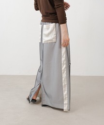 emesuelee（エメスーリー）の「チュールレイヤード風 サイドライン ジャージスカート（スカート）」