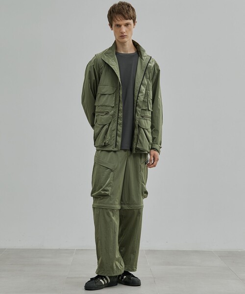 UNITED TOKYO(ユナイテッドトウキョウ)の「LIMONTA NYLON ユーティリティブルゾン(ブルゾン・メンズ・カーキ/ブラック・1/2)」の3枚目の写真